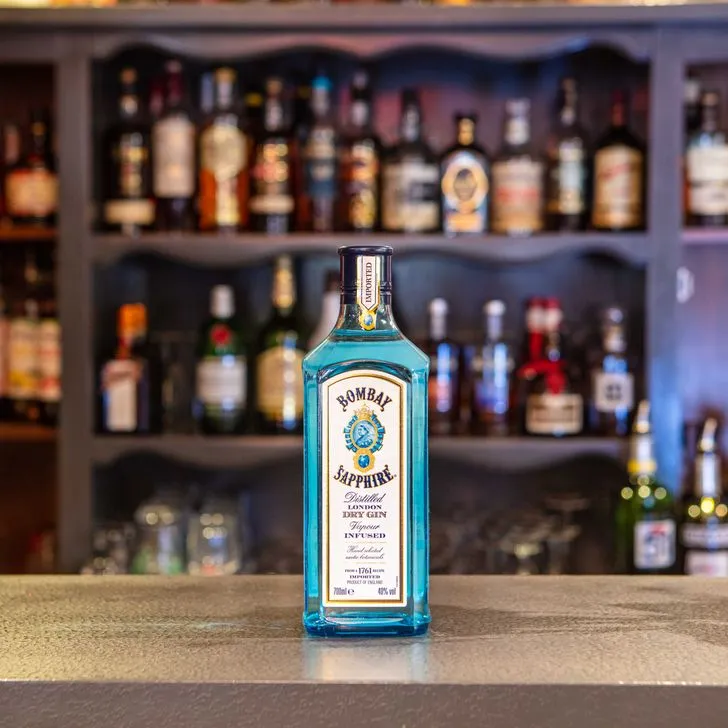 Gin Bombay Sapphire  Alcools fins et spiritueux de qualité supérieure